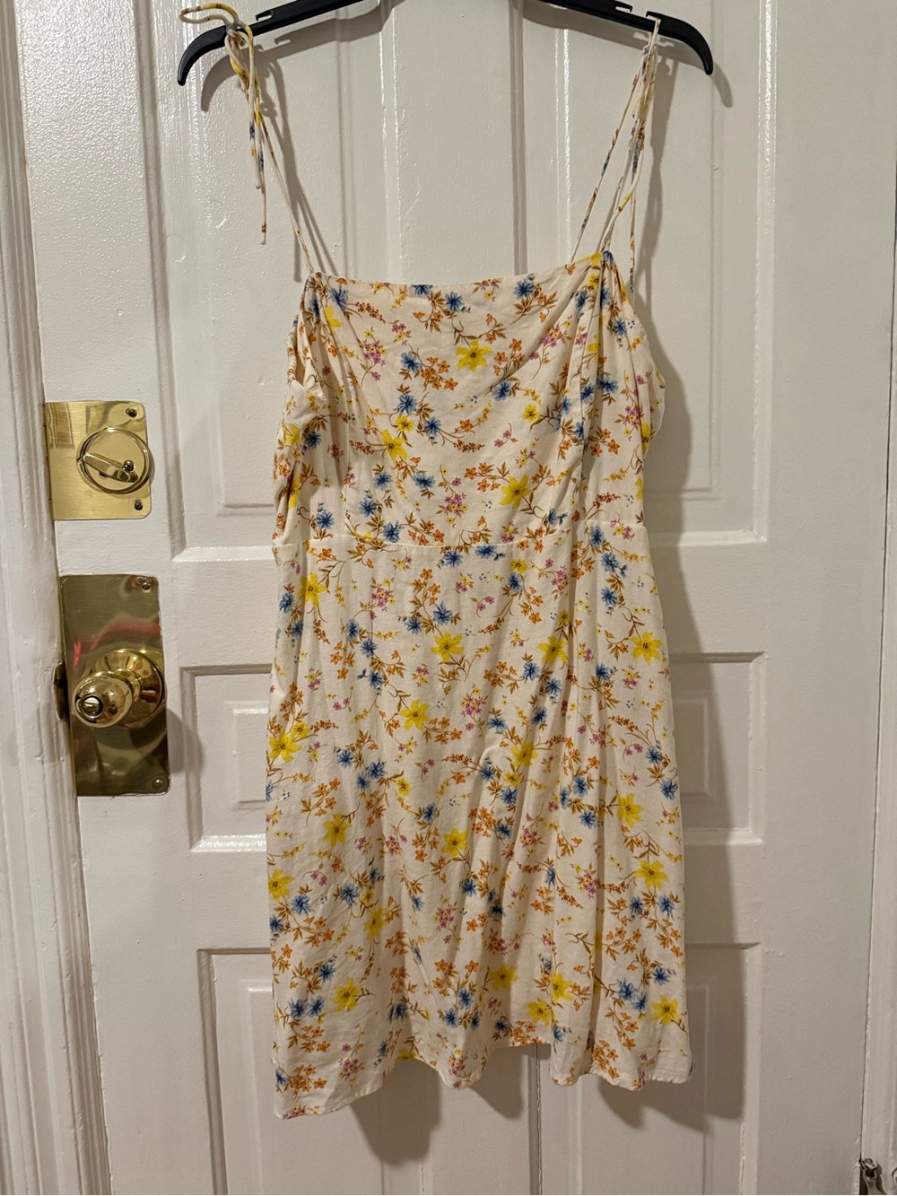 Old Navy Cream Floral Spaghetti-Strap Mini Dress